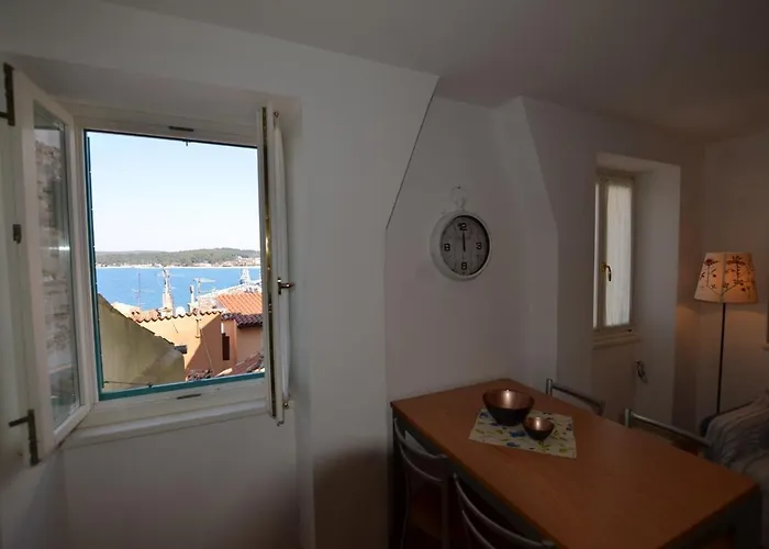 Stella 2 Sea View Apartamento *